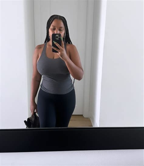 black mom selfie|Black Mom Selfies (@blackmomselfie) • Instagram photos and。